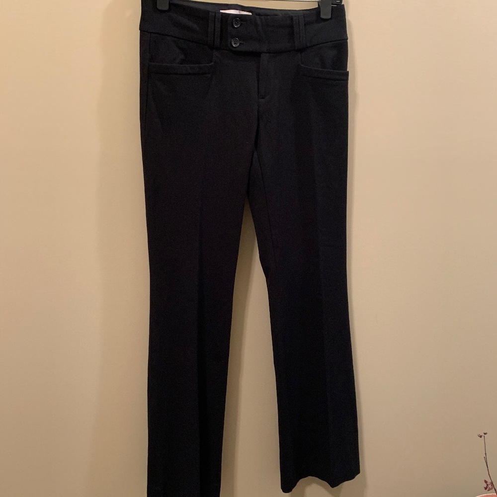DBLACK PANTS IN GREAT CONDITION